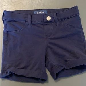 Girls small 6/7 shorts
